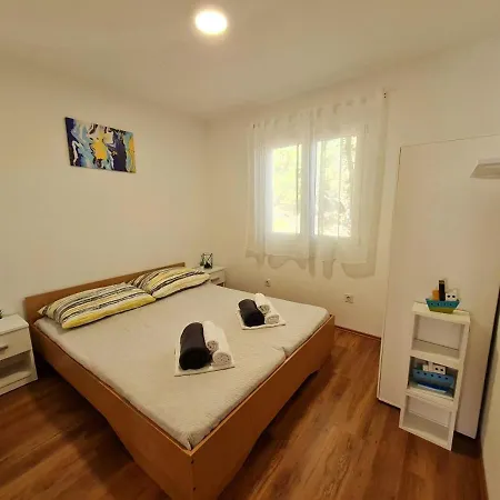 Camping Resort Mala-Milna * Split